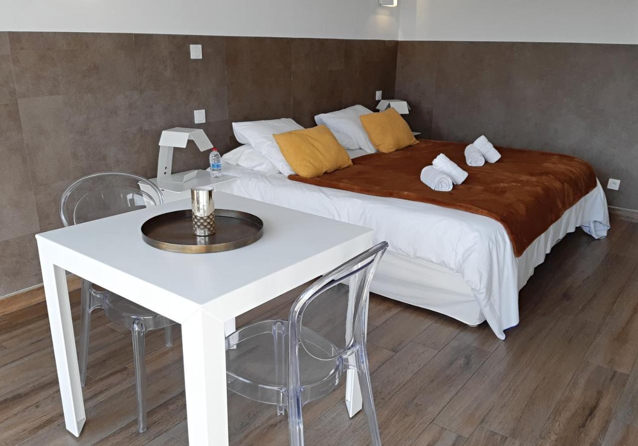 Les Suites Du Saint Nazaire - Les Balcons De La Cite Carcassonne Bagian luar foto