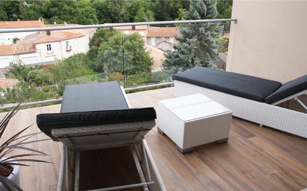 Les Suites Du Saint Nazaire - Les Balcons De La Cite Carcassonne Ruang foto